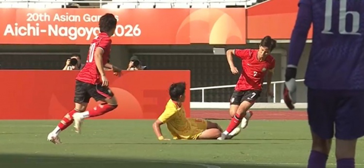 无缘亚运决赛!U23国足1-2韩国U23 王钰栋破门毛伟杰献助攻+伤退 无缘亚运决赛!U23国足1-2韩国U23 王钰栋破门毛伟杰献助攻+伤退